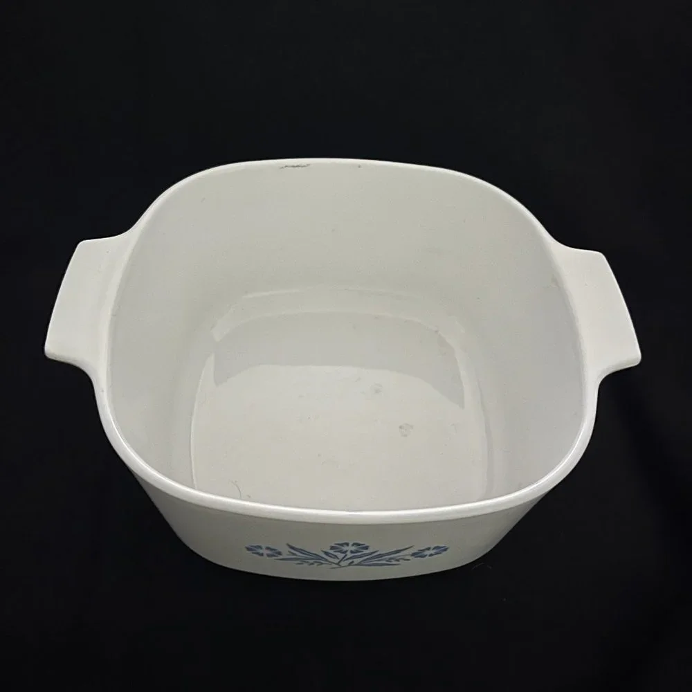 Vintage CorningWare ‘Cornflower’ Deep Casserole Dish - Picture 5 of 5